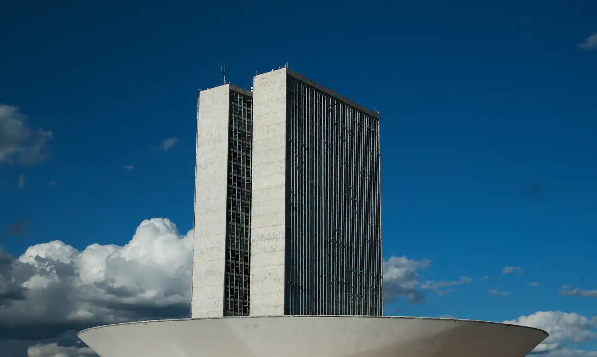 Câmara terá 183 novos deputados a partir de 2027