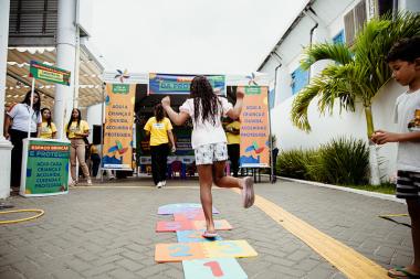 Espaço Brincar e Proteger reúne 200 crianças e adolescentes em programação especial em Salvador | SJDH