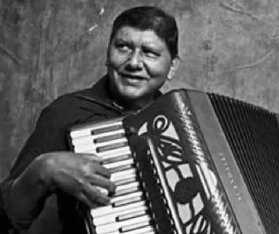 Morre Oswaldinho do Acordeon aos 72 anos