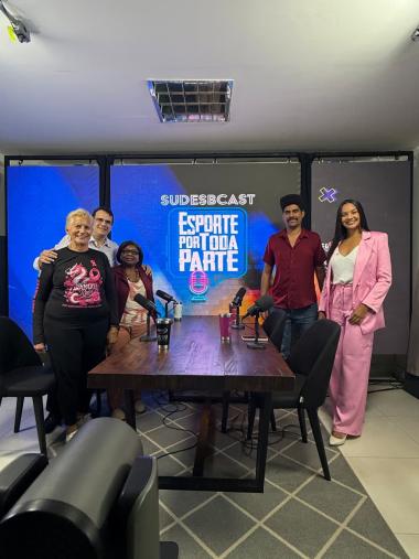 Outubro Rosa: novo episódio do Sudesbcast debate os benefícios do esporte na recuperação do câncer de mama | SUDESB