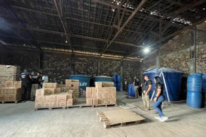 Polícia apreende 5 mil litros de bebidas em Itapicuru